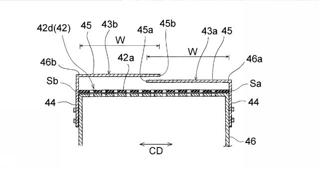 2018202017-シートの折り返し装置及びそれを用いた吸収体の製造方法 図000007