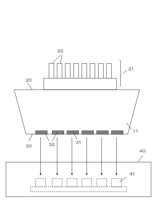 5842187-充電用接続部品および充電器 図000004