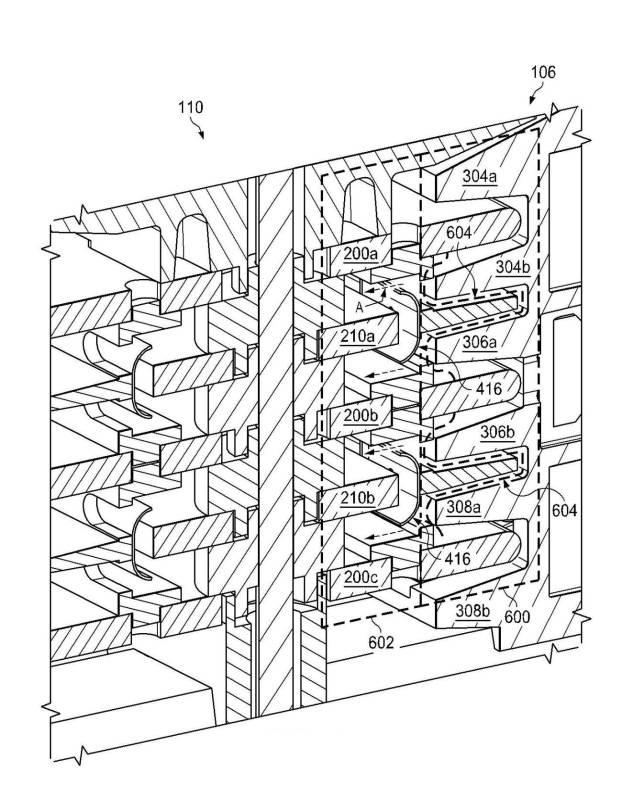 6743381-受動的アーク制御を行うための、アーク転送を伴う配電盤電力母線 図000008