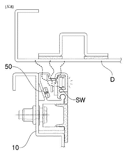 6969033-エレベータの手挟み防止用安全装置 図000009