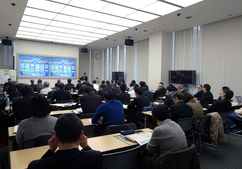 「知財教育シンポジウムin田町2019」会場の様子。各大学からの知財教育関係者などが集まった。